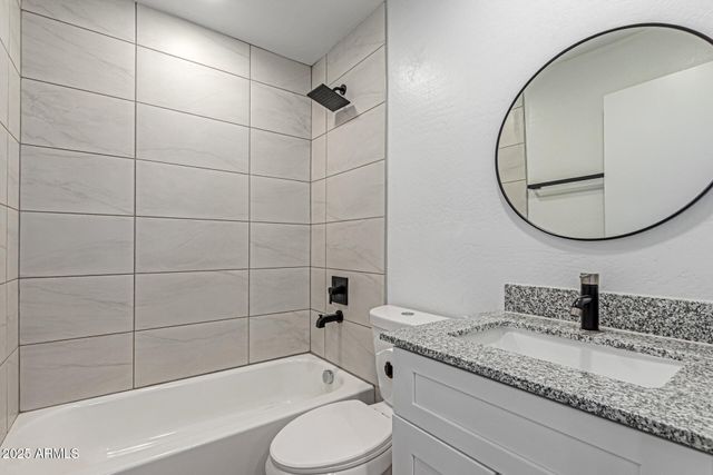 1934 E CARVER Drive 1, Phoenix, AZ 85040