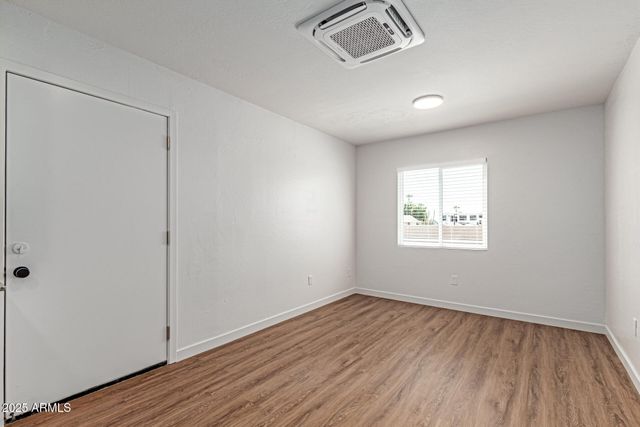 1934 E CARVER Drive 1, Phoenix, AZ 85040