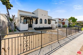 2832 12th Avenue, Los Angeles, CA 90018