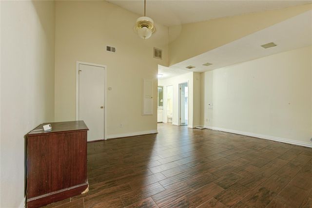10850 Kirktown Drive, Houston, TX 77089