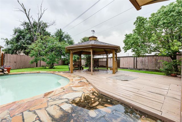 10850 Kirktown Drive, Houston, TX 77089