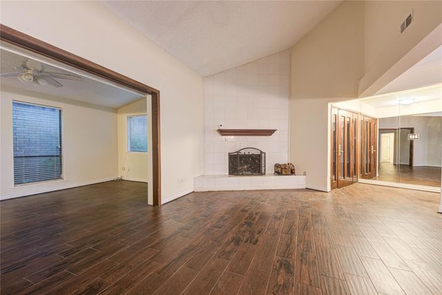 10850 Kirktown Drive, Houston, TX 77089