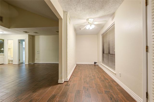 10850 Kirktown Drive, Houston, TX 77089