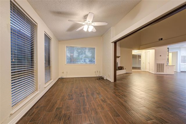10850 Kirktown Drive, Houston, TX 77089