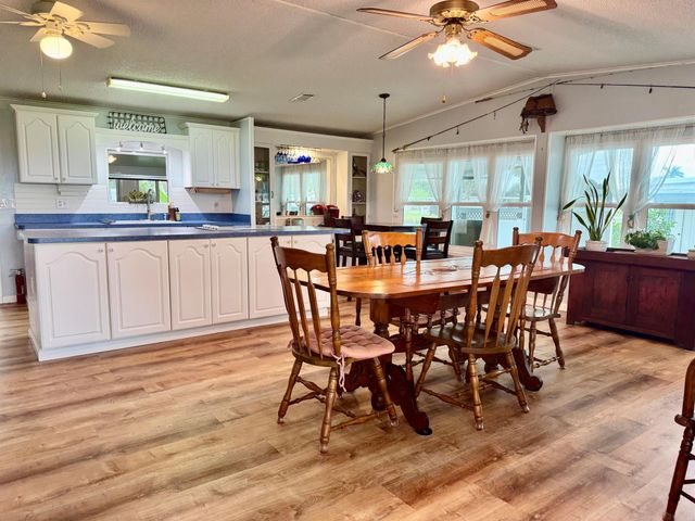 1903 SE 30th Street S, Okeechobee, FL 34974