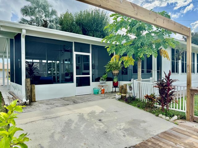 1903 SE 30th Street S, Okeechobee, FL 34974