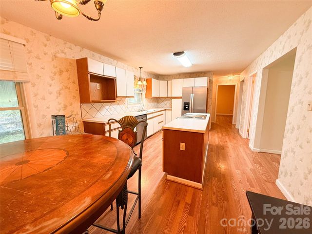 301 Starmount Drive, Statesville, NC 28677