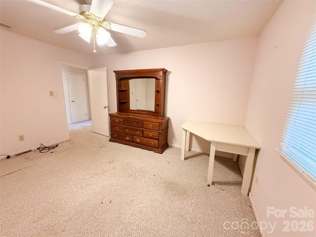 301 Starmount Drive, Statesville, NC 28677