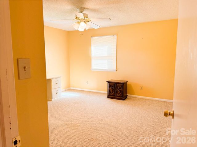 301 Starmount Drive, Statesville, NC 28677