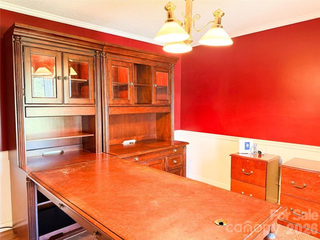 301 Starmount Drive, Statesville, NC 28677