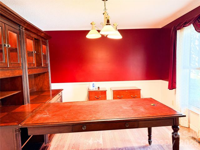 301 Starmount Drive, Statesville, NC 28677