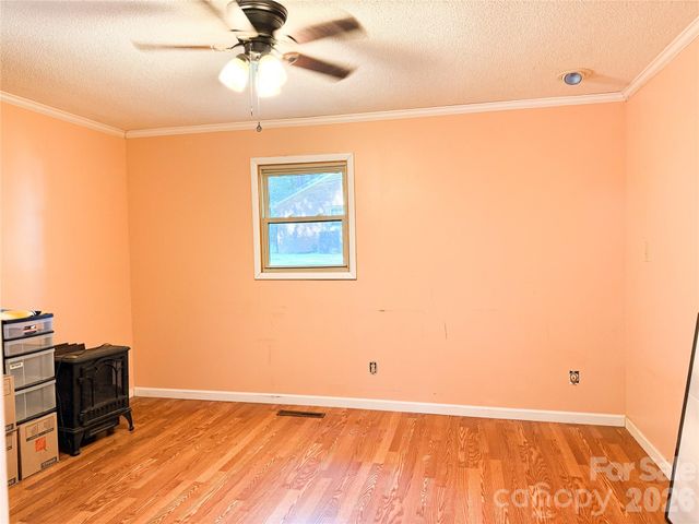 301 Starmount Drive, Statesville, NC 28677