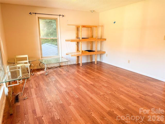 301 Starmount Drive, Statesville, NC 28677