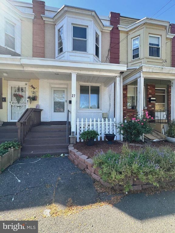 27 WILKINSON PL, Trenton, NJ 08618