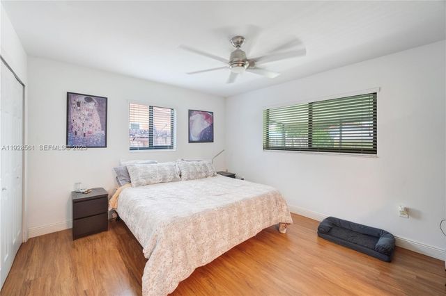 10350 SW 4th St, Sweetwater, FL 33174