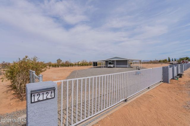 12124 N Musket Road, Marana, AZ 85653