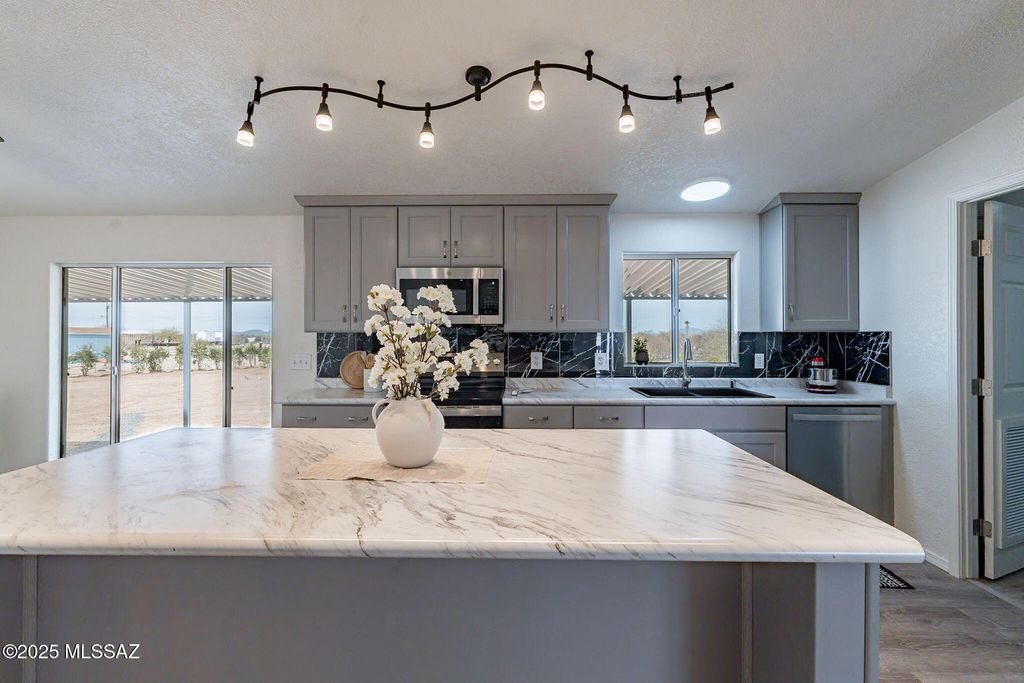 12124 N Musket Road, Marana, AZ 85653