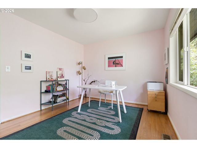 2727 Sw PATTON Ct, Portland, OR 97201
