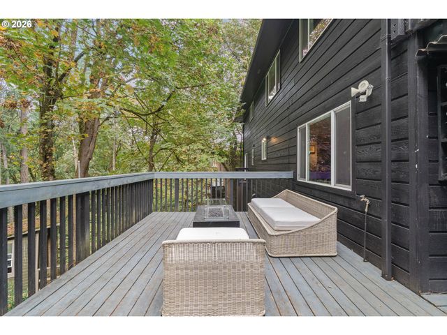 2727 Sw PATTON Ct, Portland, OR 97201