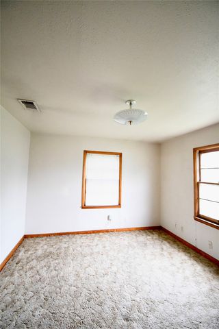 1314 W Water Street, Weatherford, TX 76086