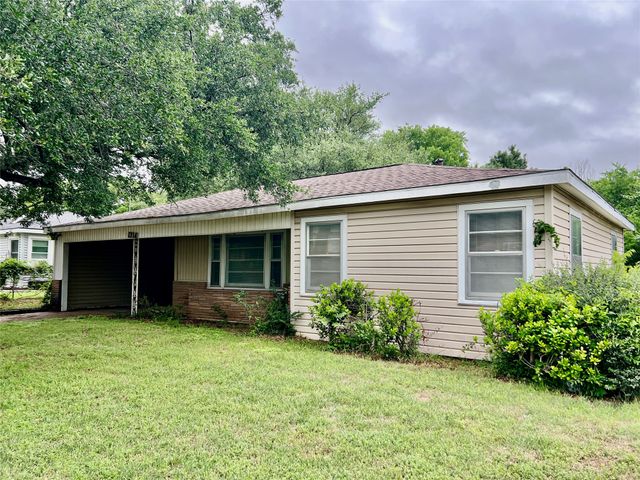1314 W Water Street, Weatherford, TX 76086