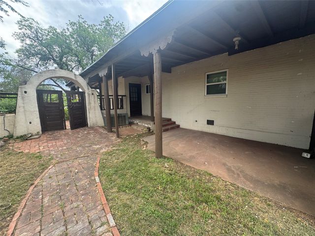 2101 Highland Avenue, Abilene, TX 79605