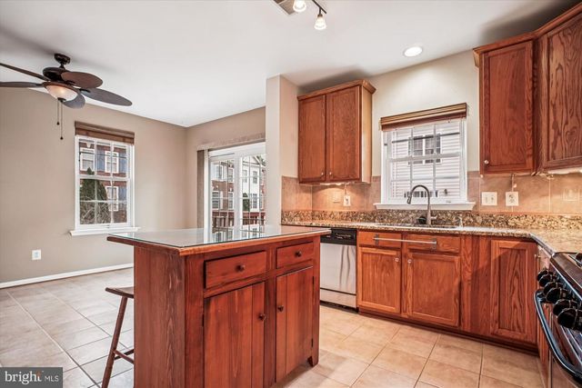 3401 BLUE MALLARD LNDG, Alexandria, VA 22306