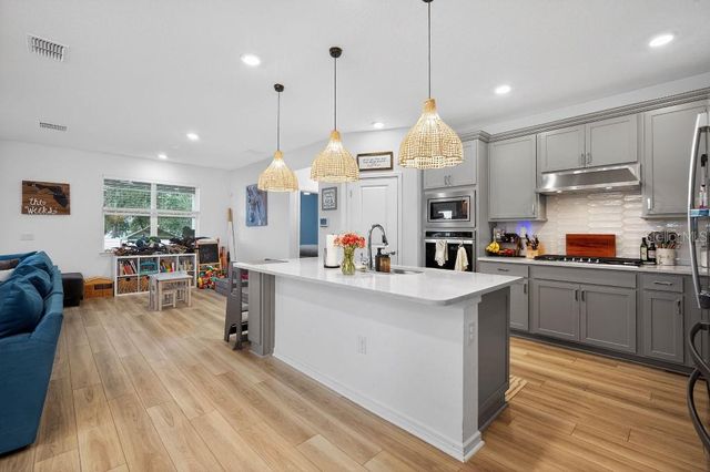 2873 DOLORES HOME AVENUE, Valrico, FL 33594