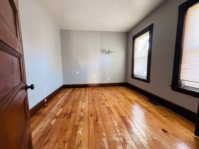 150 Franklin St 1, Framingham, MA 01702