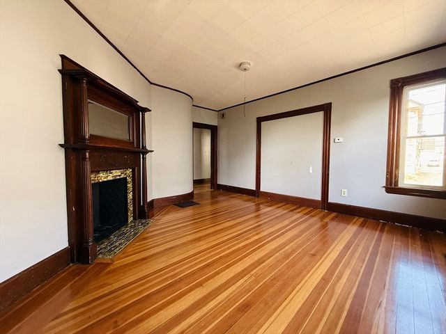 150 Franklin St 1, Framingham, MA 01702