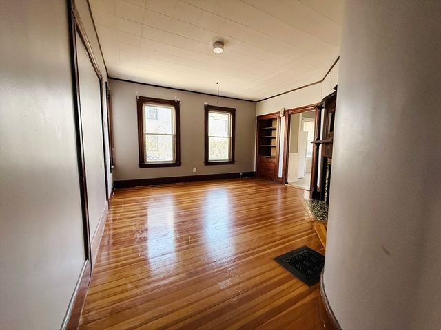 150 Franklin St 1, Framingham, MA 01702