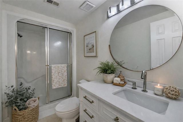 5970 Rachel Ridge, Peachtree Corners, GA 30092