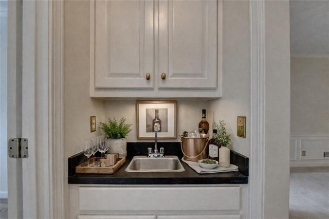 5970 Rachel Ridge, Peachtree Corners, GA 30092