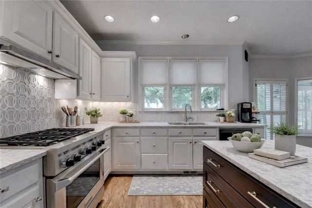 5970 Rachel Ridge, Peachtree Corners, GA 30092