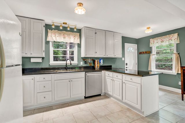 331 Amherst Drive, Spartanburg, SC 29306