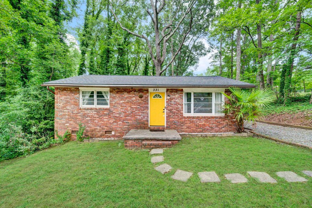 331 Amherst Drive, Spartanburg, SC 29306