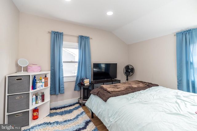 253 LUFF LN, Warminster, PA 18974