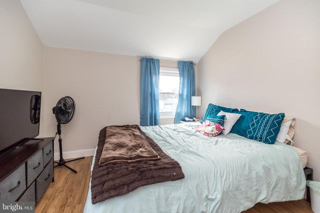 253 LUFF LN, Warminster, PA 18974