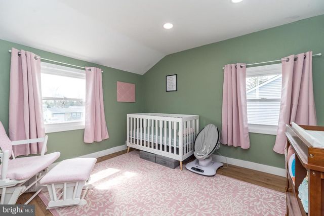 253 LUFF LN, Warminster, PA 18974