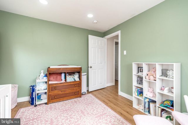 253 LUFF LN, Warminster, PA 18974