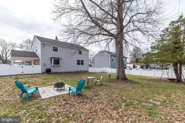 253 LUFF LN, Warminster, PA 18974