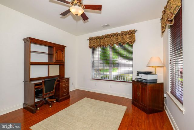 2040 KINGSVIEW RD, Macungie, PA 18062