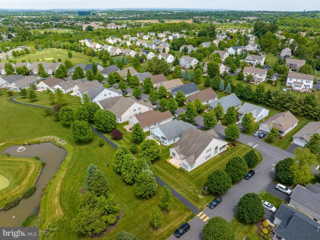 2040 KINGSVIEW RD, Macungie, PA 18062