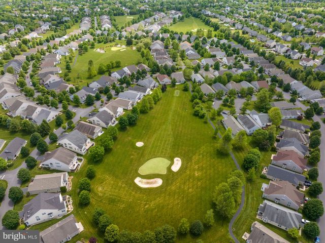2040 KINGSVIEW RD, Macungie, PA 18062