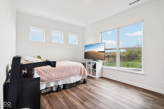 4309 Ironclad Drive, Bargersville, IN 46106