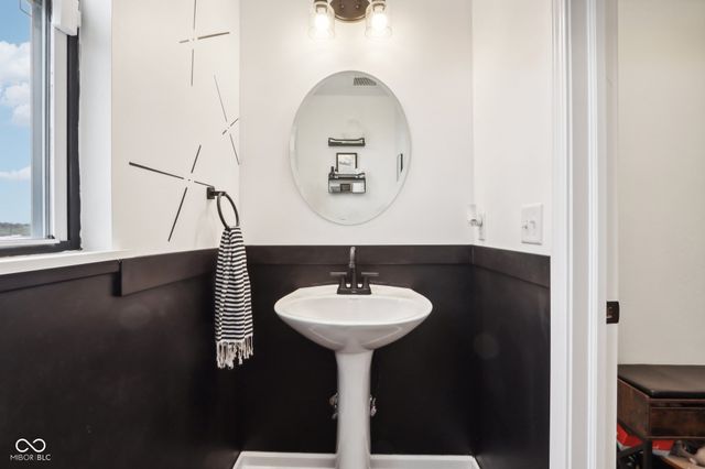 4309 Ironclad Drive, Bargersville, IN 46106