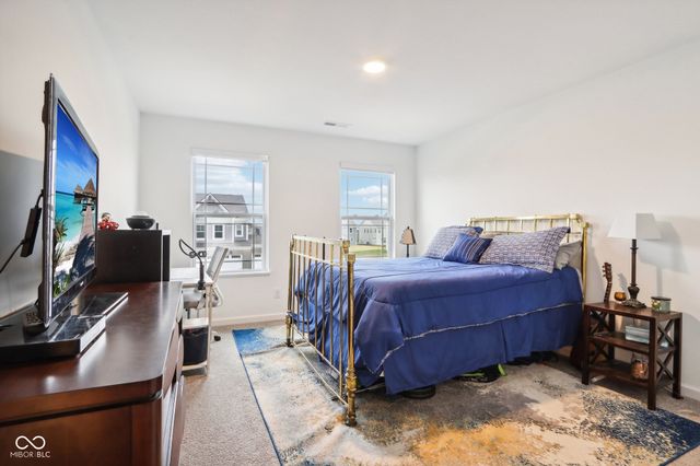 4309 Ironclad Drive, Bargersville, IN 46106