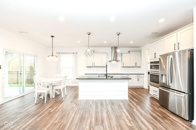 4309 Ironclad Drive, Bargersville, IN 46106