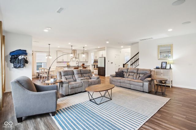 4309 Ironclad Drive, Bargersville, IN 46106