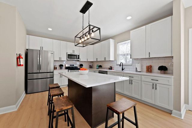925 UNION LANDING, Cinnaminson, NJ 08077